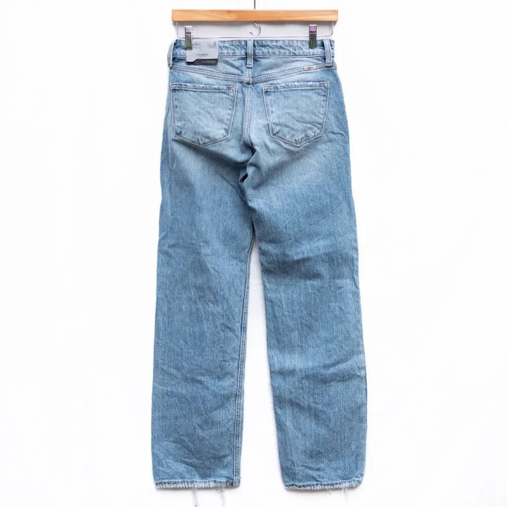 KanCan Jeans 3/25 Mid Rise True Straight Light‎ Wash Distressed Denim NWT